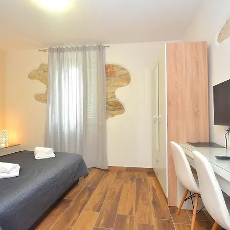 Stella Apartments Novigrad  Exterior photo