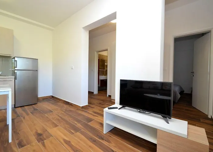 Stella Apartments