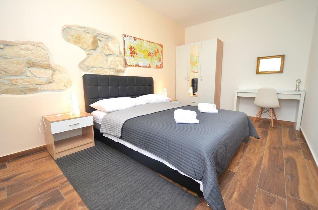 Stella Apartment
